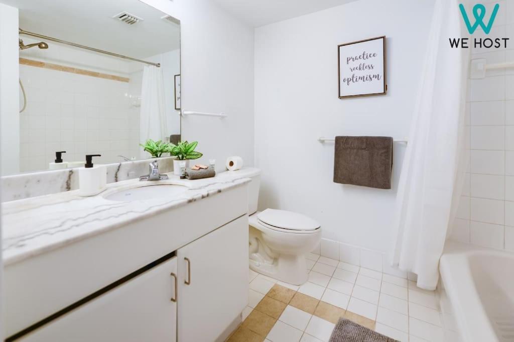 Trendy 2Br Condo With Pool And Bay Views Маями Екстериор снимка