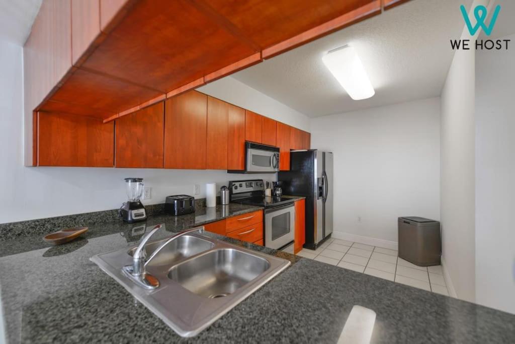 Trendy 2Br Condo With Pool And Bay Views Маями Екстериор снимка